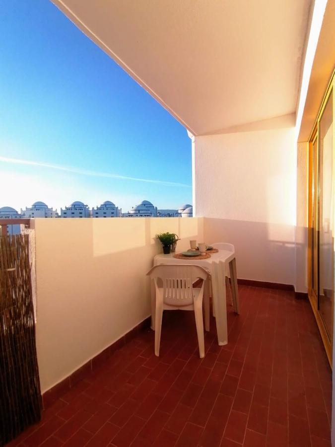 Lovely Apartment 500 M Walk To The Beach Portimão Eksteriør bilde